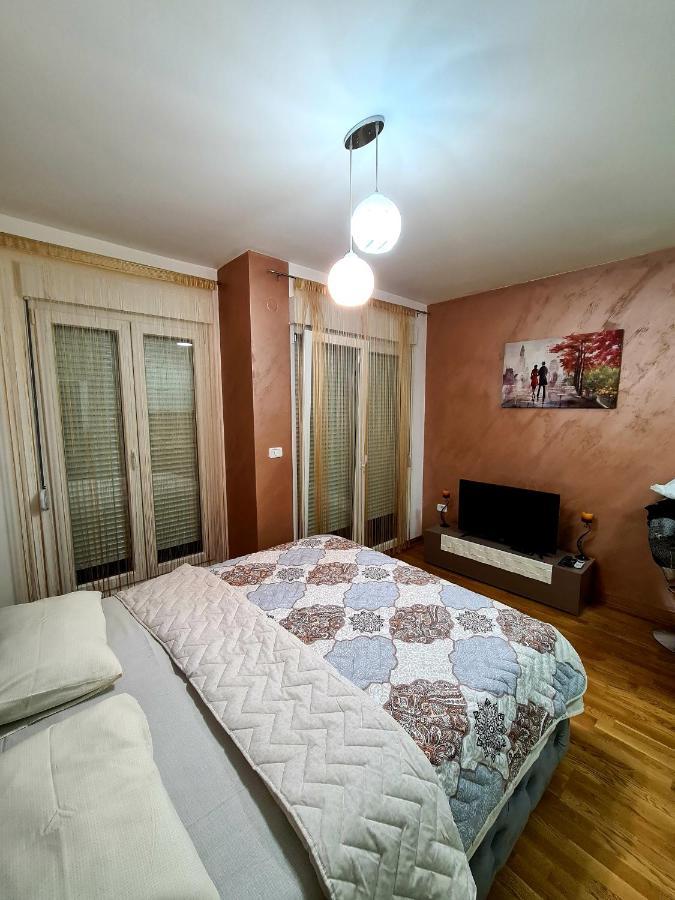 Apartman Bogdan 2 Apartman Podgorica Kültér fotó